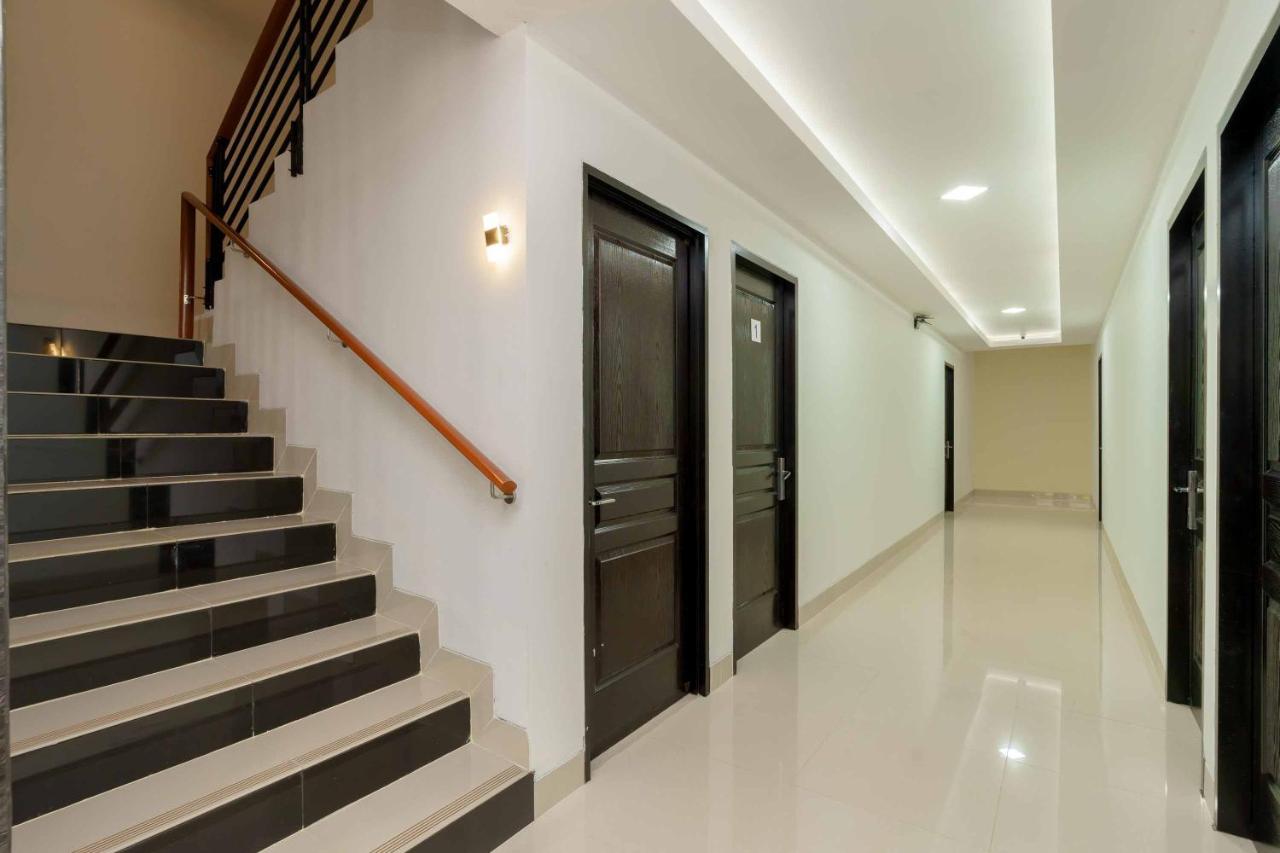 Reddoorz Plus Near Eka Hospital Bsd 5 Dadap Ngoại thất bức ảnh
