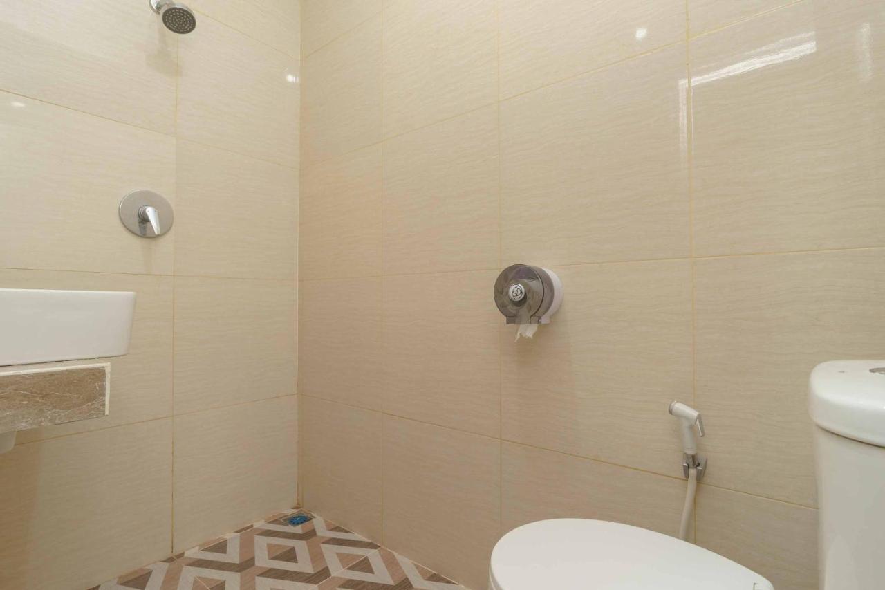 Reddoorz Plus Near Eka Hospital Bsd 5 Dadap Ngoại thất bức ảnh