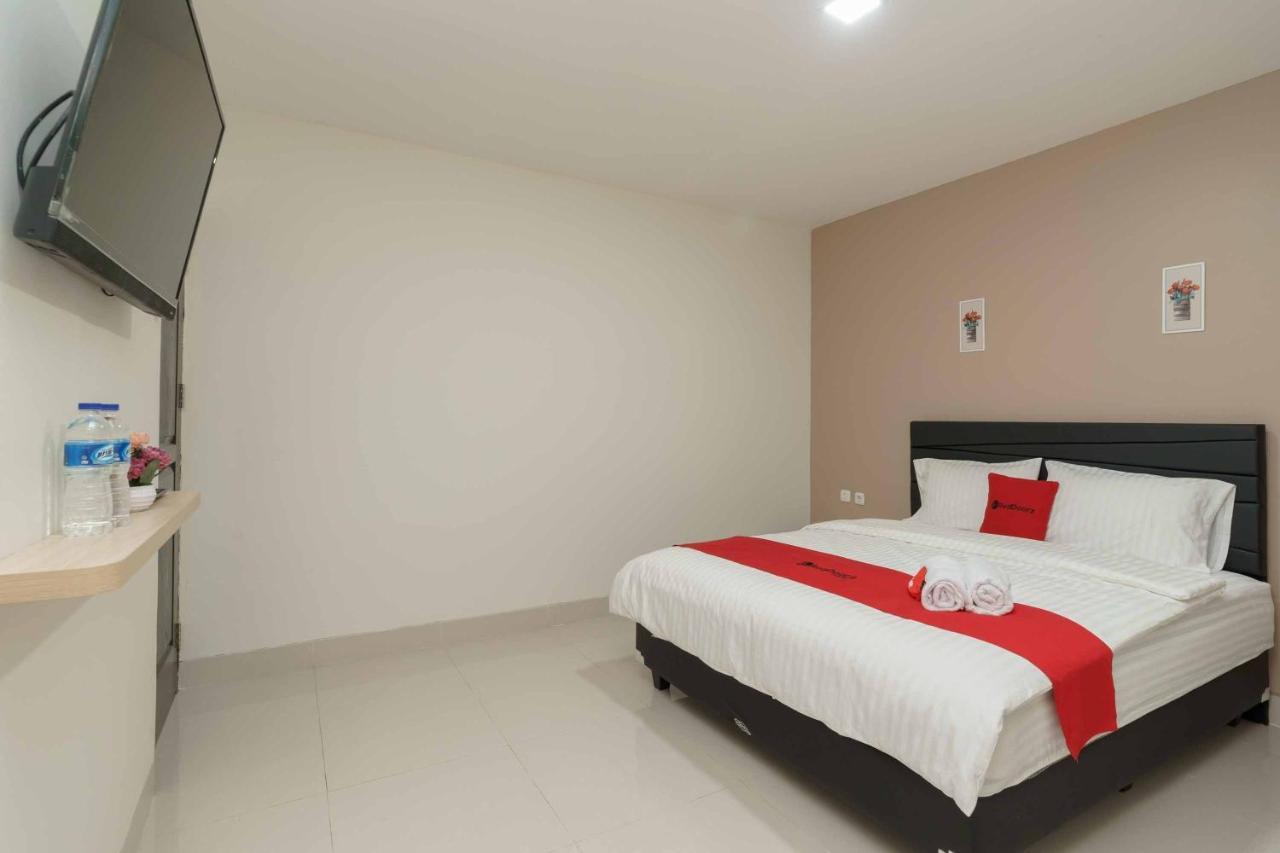 Reddoorz Plus Near Eka Hospital Bsd 5 Dadap Ngoại thất bức ảnh